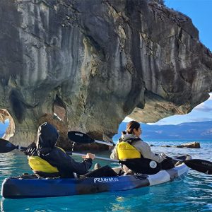 Capillas de Mármol en kayak